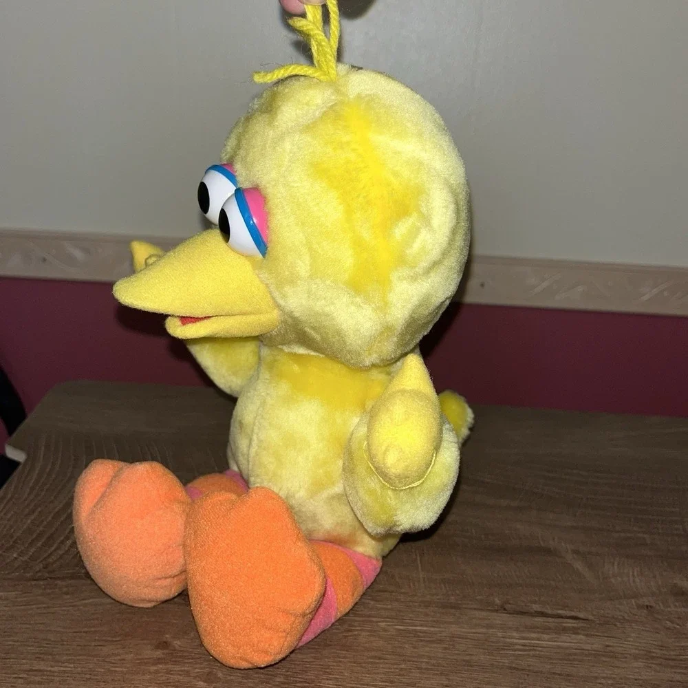 Baby Big Bird Tyco Sesame Street Tickle Me Plush Stuffed Animal Talking Vibrates